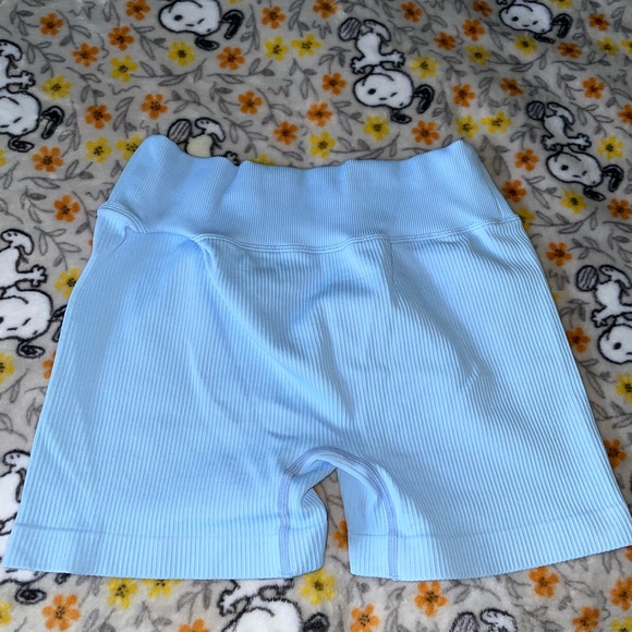 Seamless yoga shorts - Picture 6 of 13